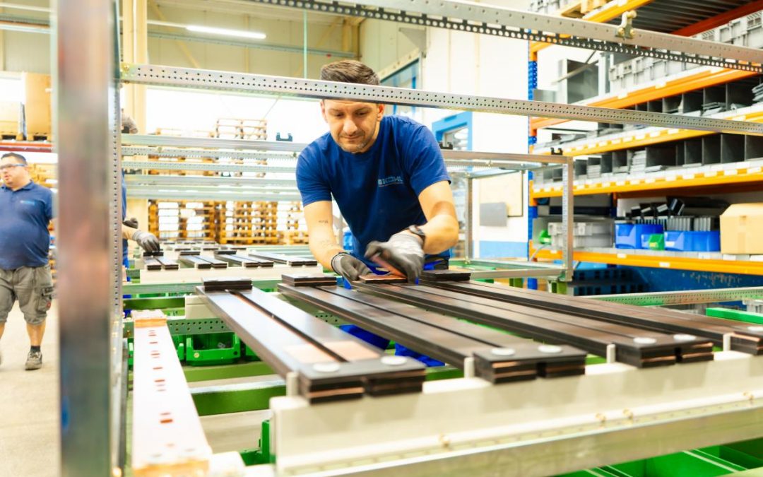 Industrial mechanic/mechatronics technician in the switchgear production area (m/f/d)